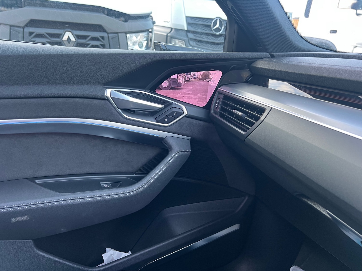 Used Audi e-tron 2020 for sale - 76595293: Photo 30