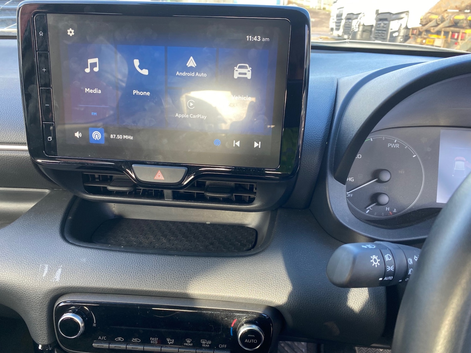 Used Toyota Yaris 2024 for sale - 77311004: Photo 12