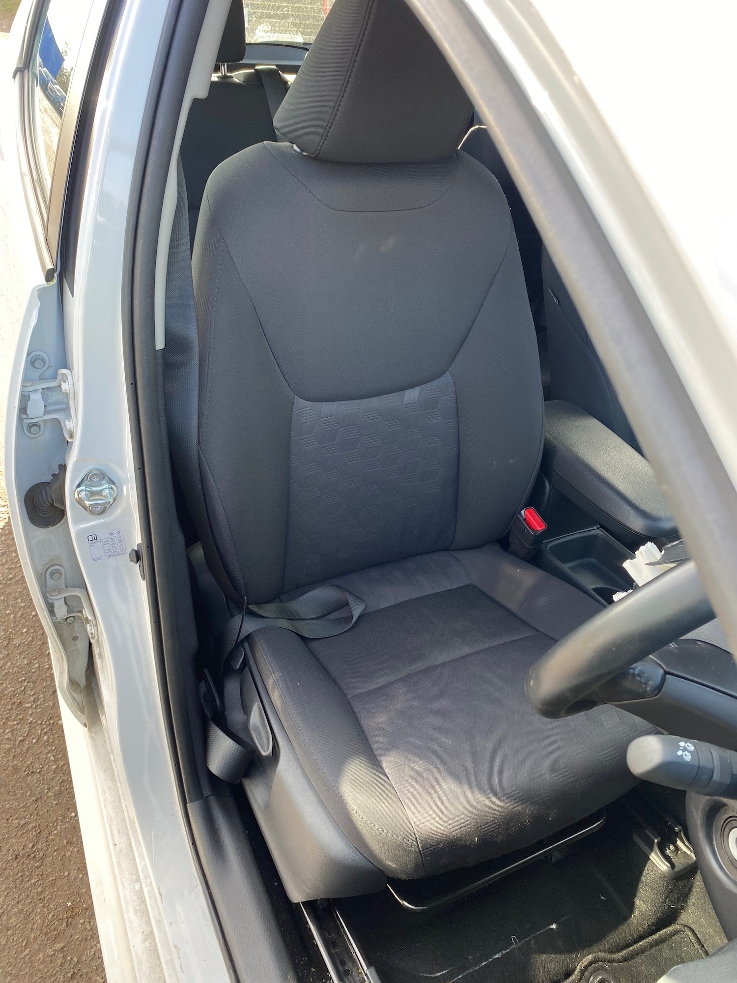 Used Toyota Yaris 2024 for sale - 77311004: Photo 20