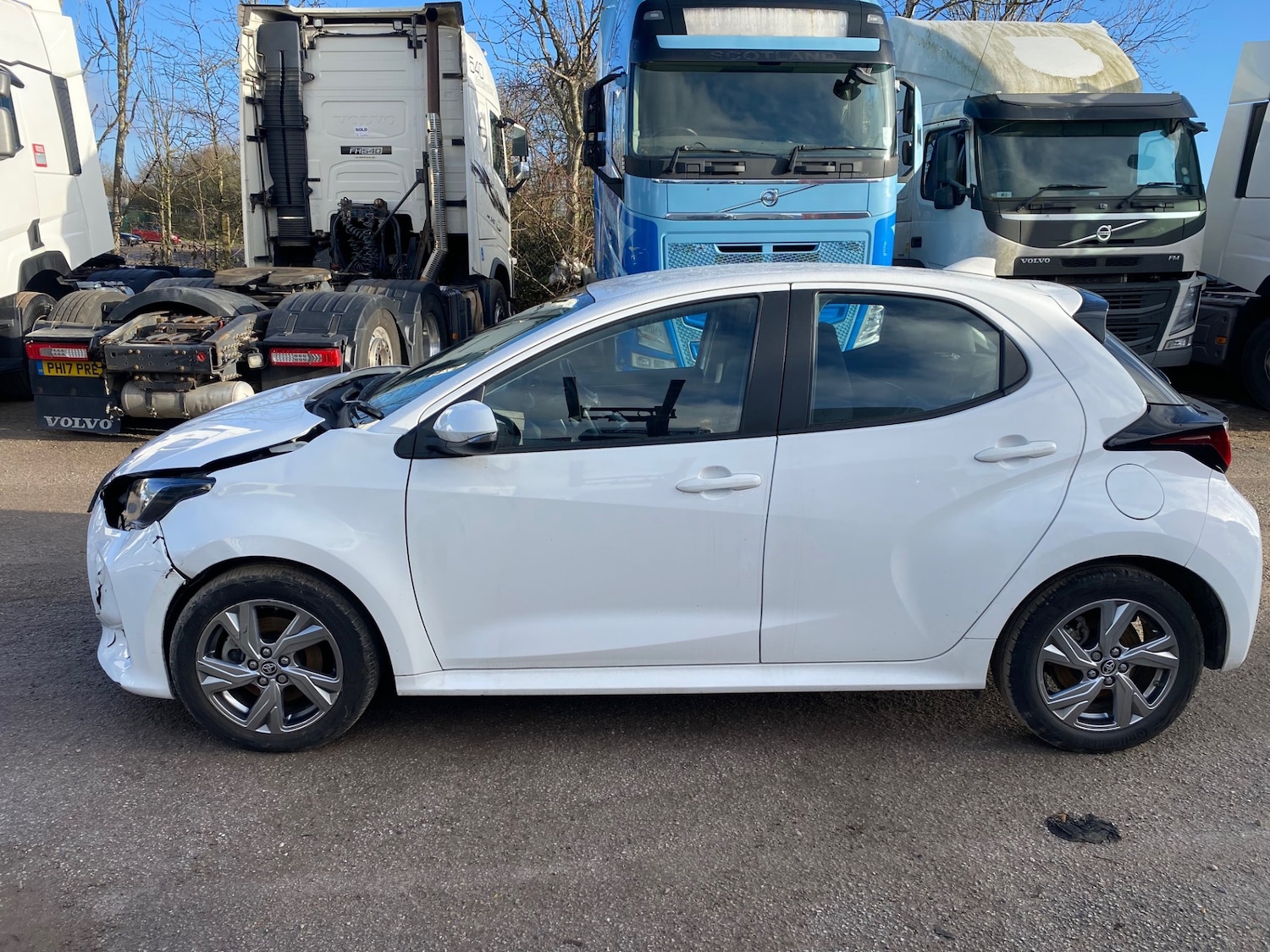 Used Toyota Yaris 2024 for sale - 77311004: Photo 7