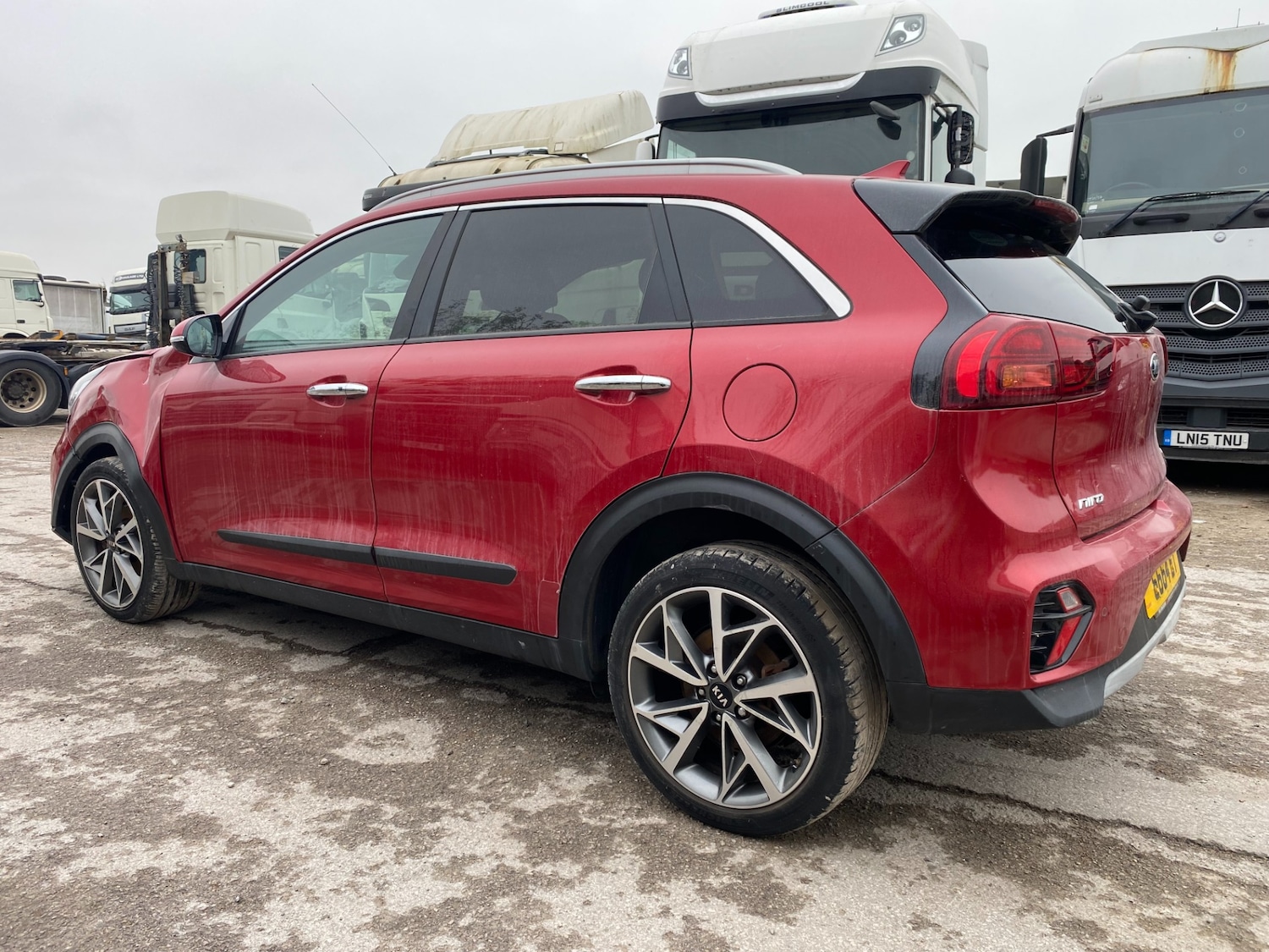 Used Kia Niro 2021 for sale - 76253751: Photo 2