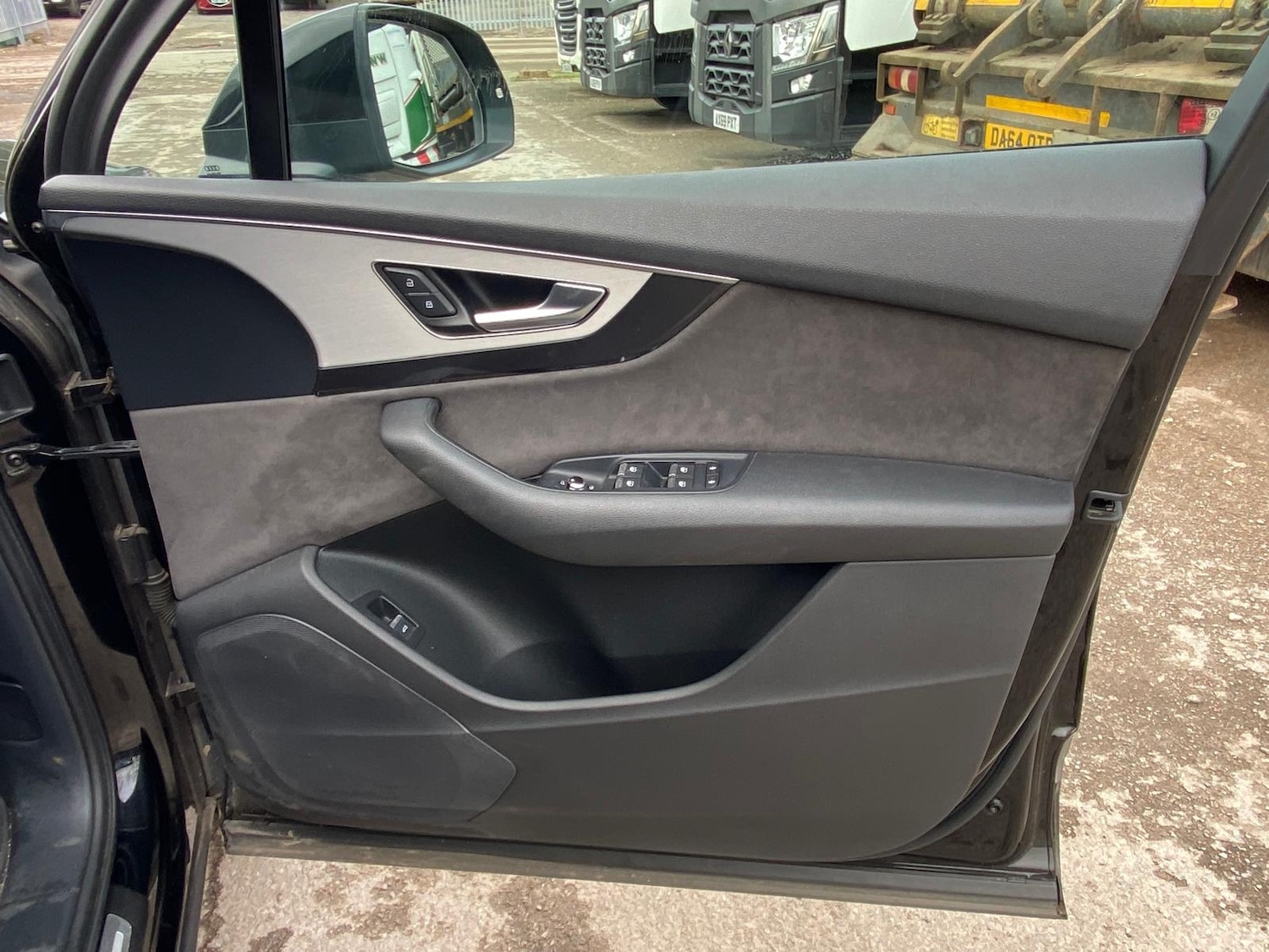 Used Audi Q7 2016 for sale - 78039965: Photo 16