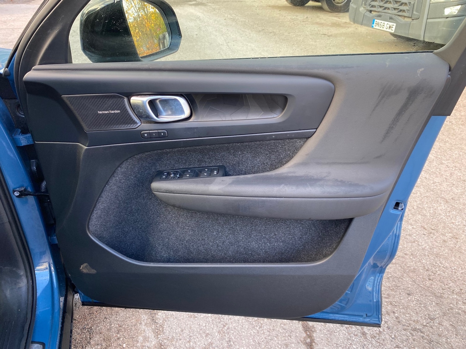 Used Volvo XC40 2024 for sale - 76352267: Photo 18