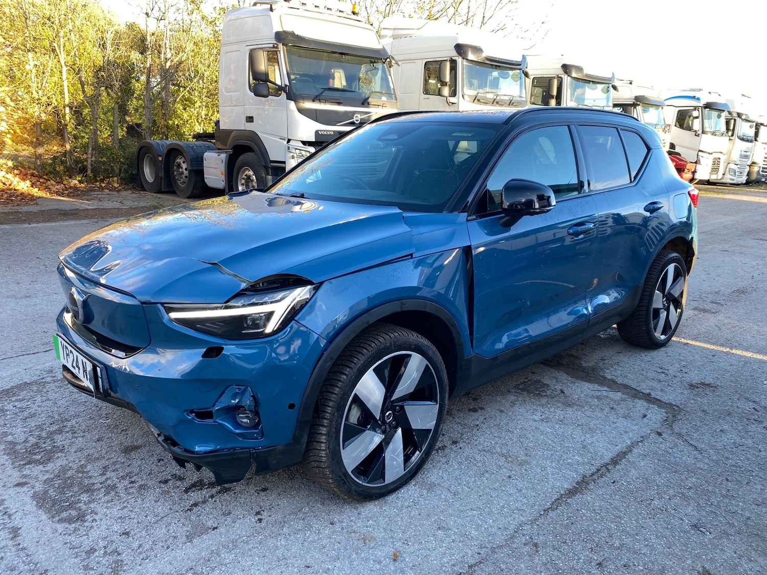Used Volvo XC40 2024 for sale - 76352267: Photo 4
