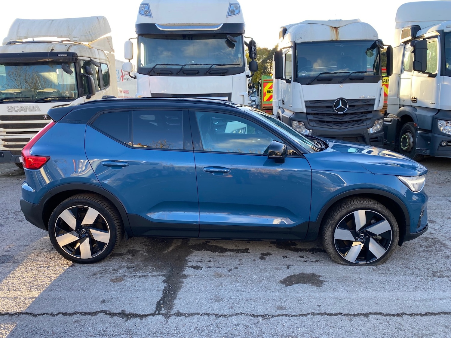 Used Volvo XC40 2024 for sale - 76352267: Photo 5