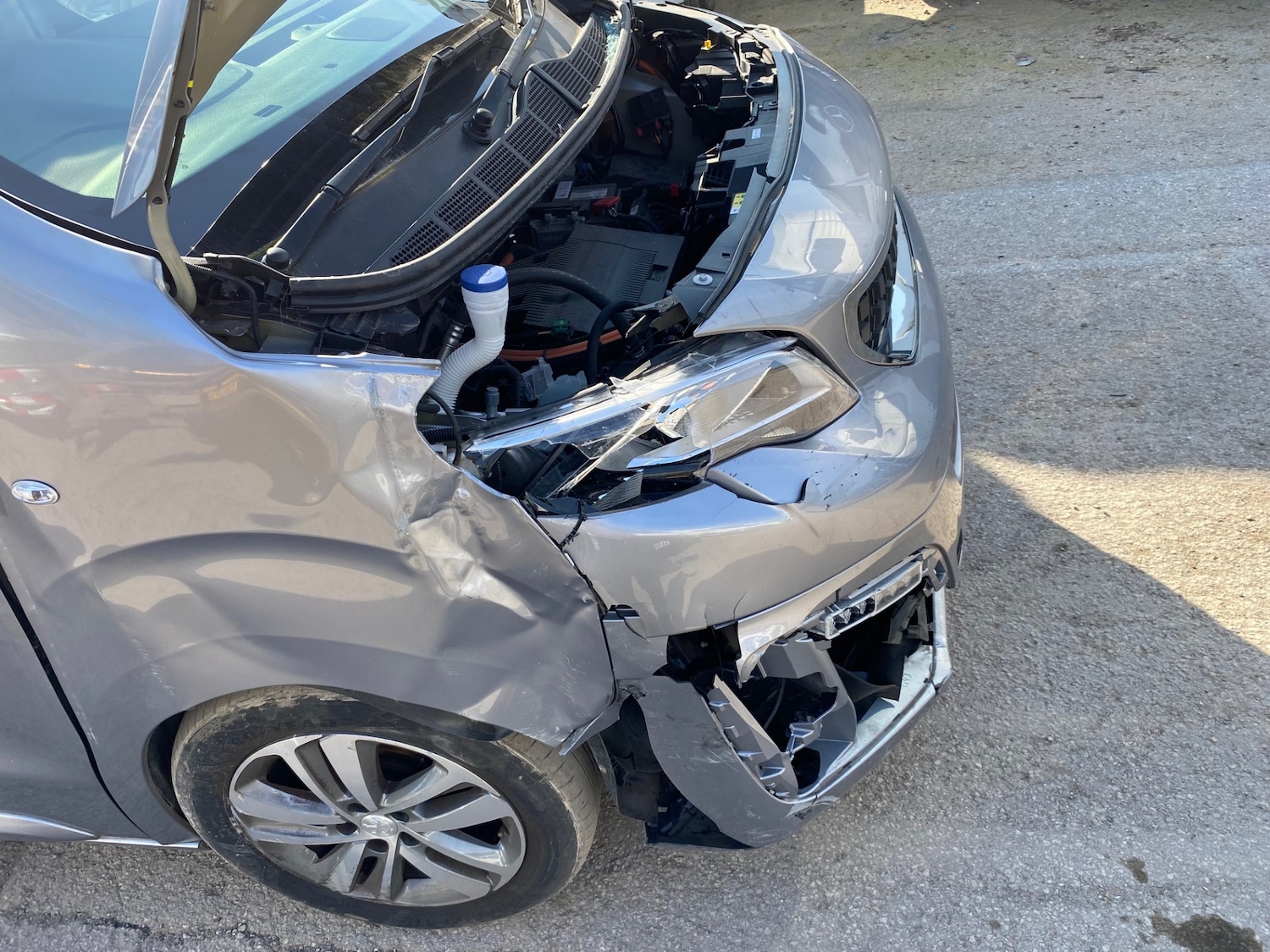 Used Peugeot Traveller 2024 for sale - 77947348: Photo 11