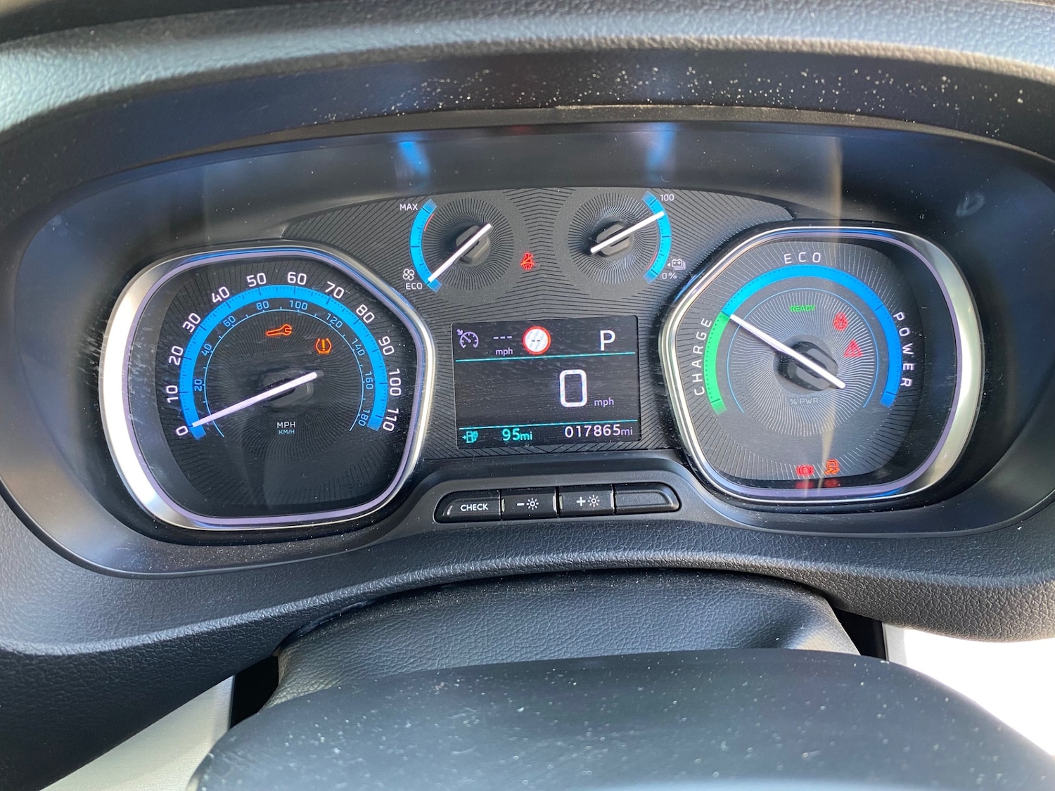 Used Peugeot Traveller 2024 for sale - 77947348: Photo 14