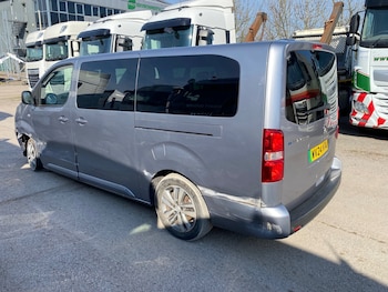 Used Peugeot Traveller 2024 for sale - 77947348: Photo