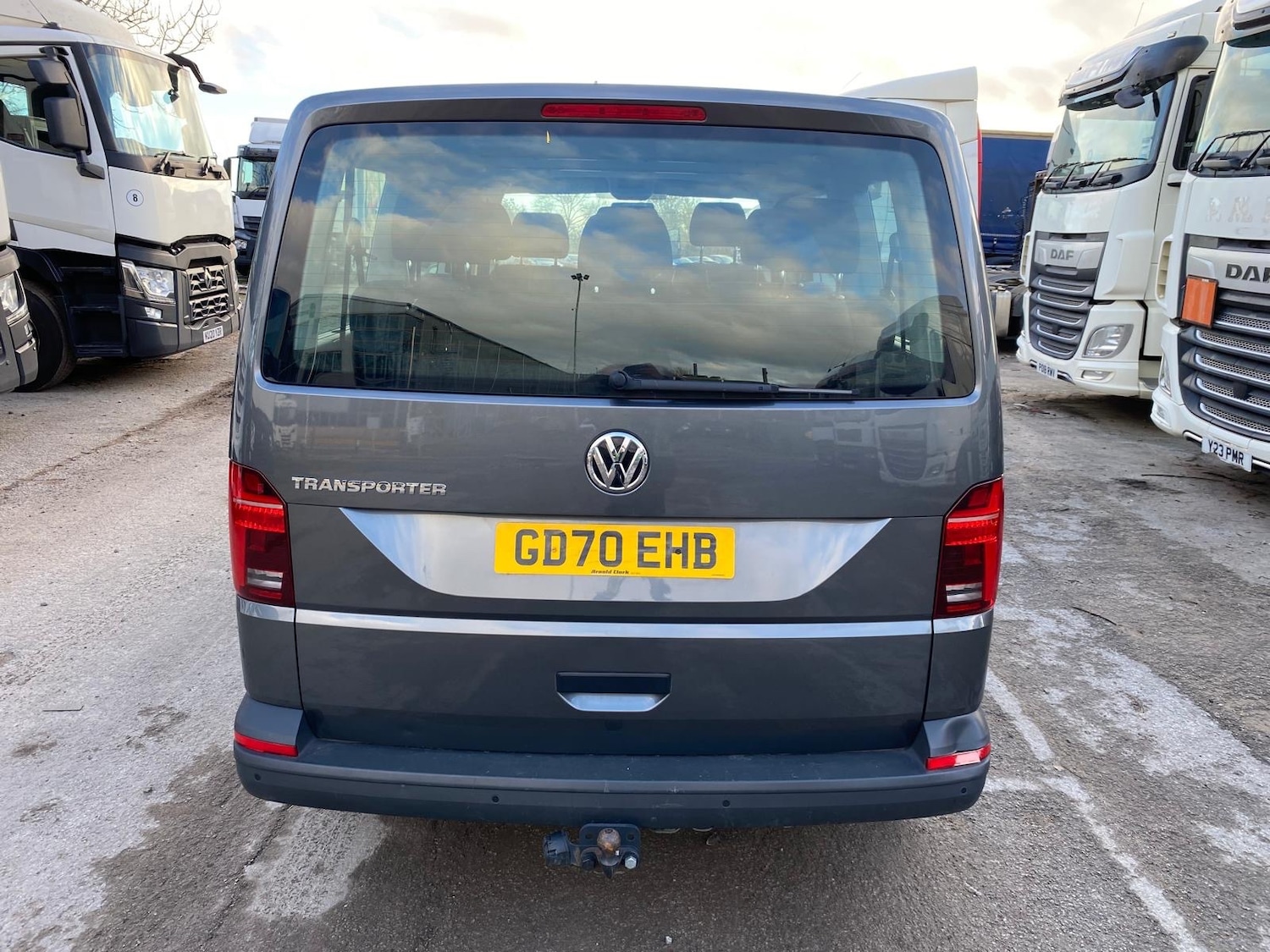 Used Volkswagen Transporter Shuttle 2020 for sale - 76892998: Photo 3