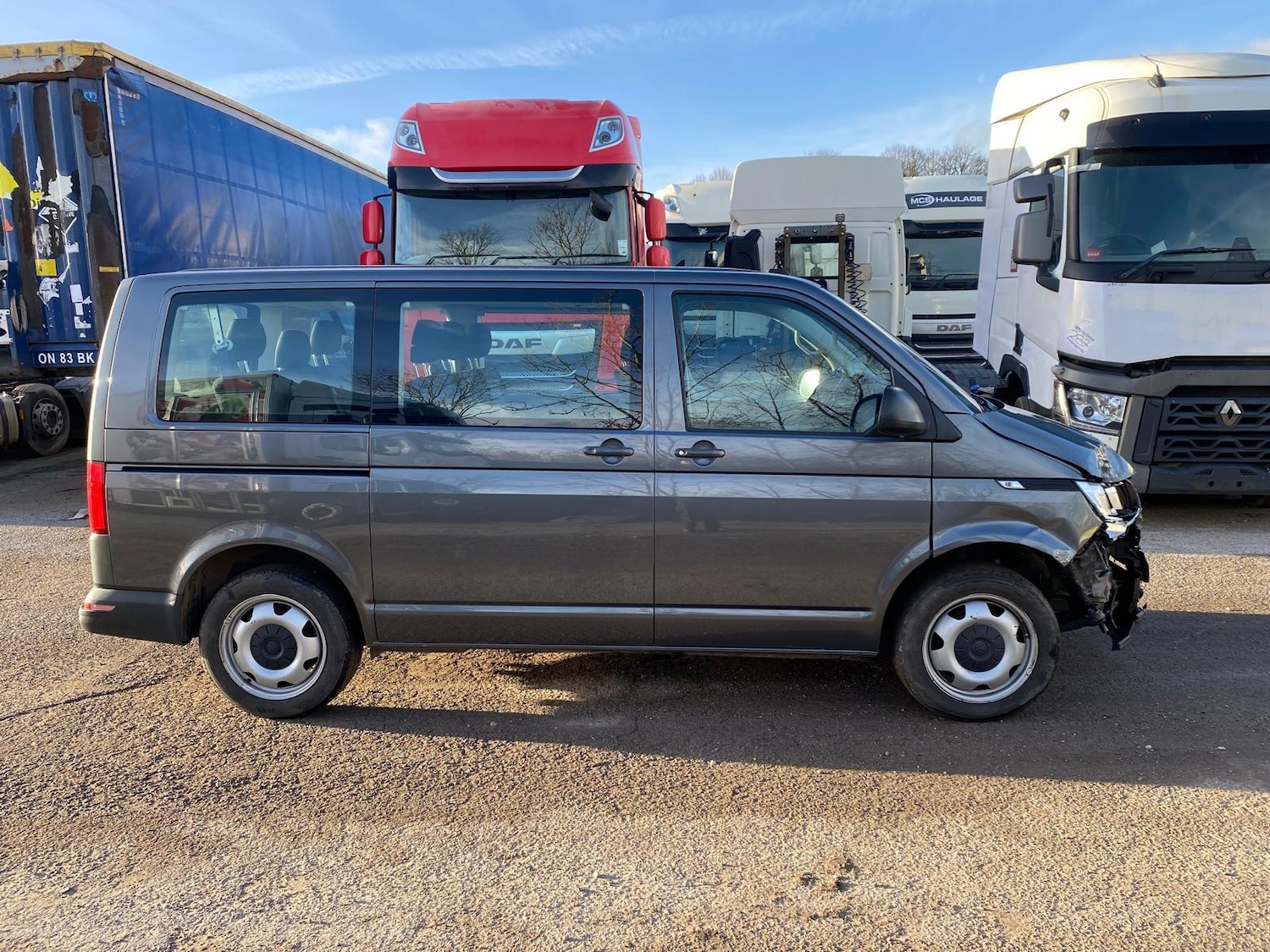 Used Volkswagen Transporter Shuttle 2020 for sale - 76892998: Photo 7