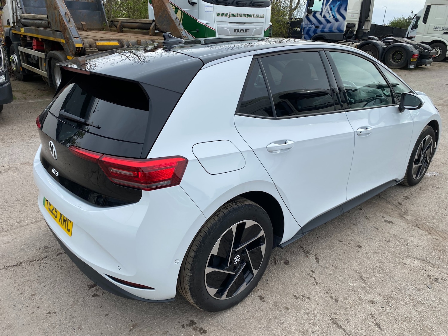 Used Volkswagen ID.3 2025 for sale - 78176856: Photo 5