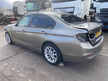 Used BMW 3 Series 2017 for sale - 76327403: Photo