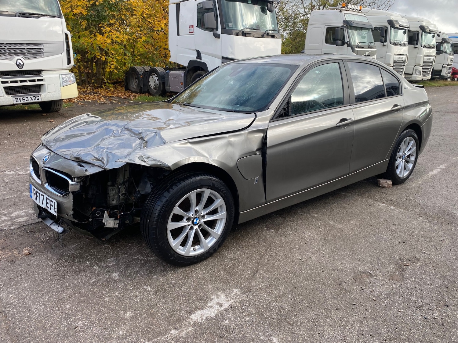 Used BMW 3 Series 2017 for sale - 76327403: Photo 3