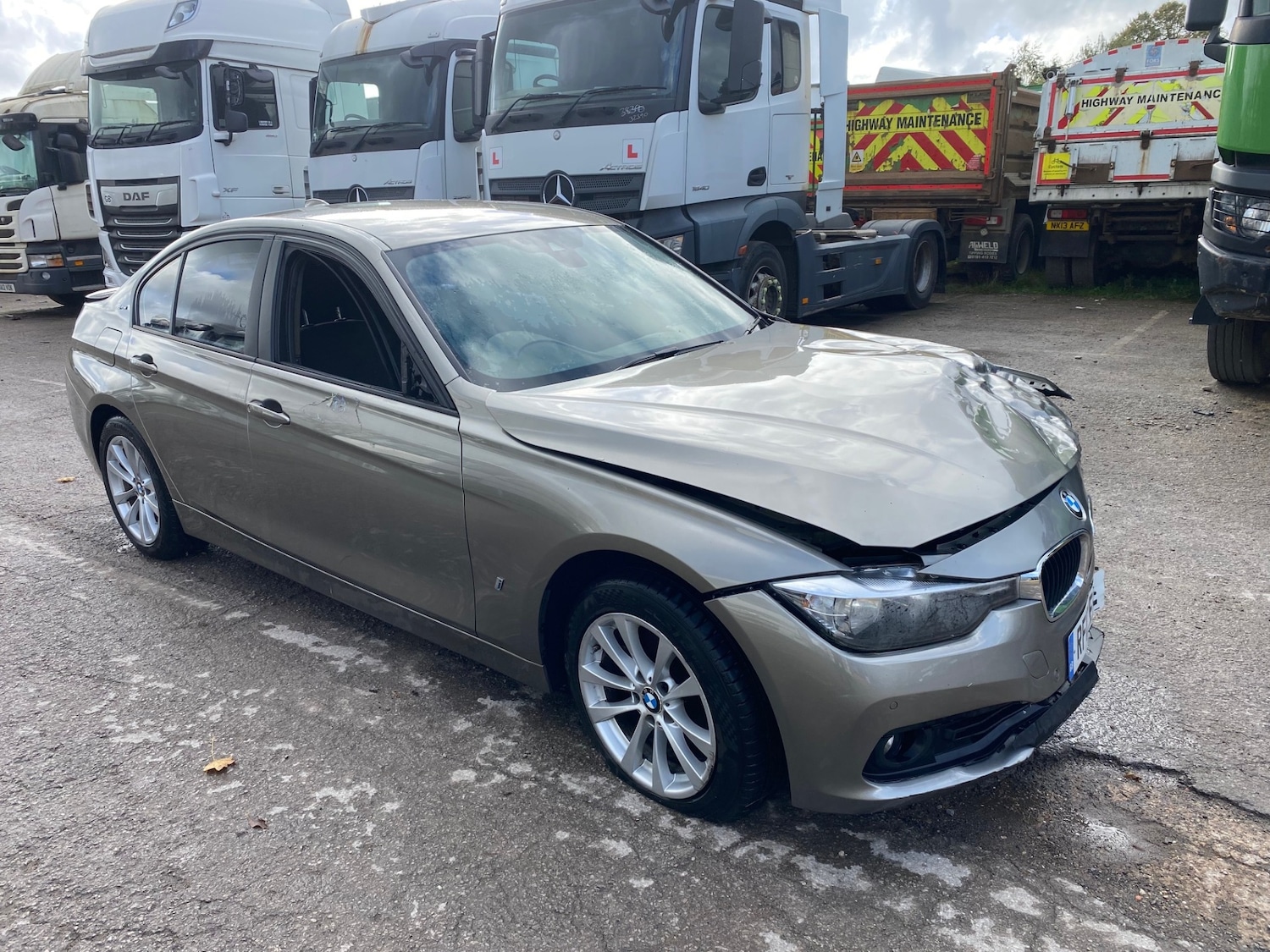 Used BMW 3 Series 2017 for sale - 76327403: Photo 4