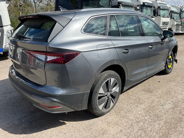 Used Skoda Enyaq 2022 for sale - 74366762: Photo 4