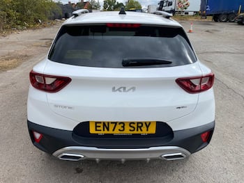 Used Kia Stonic 2024 for sale - 79582784: Photo