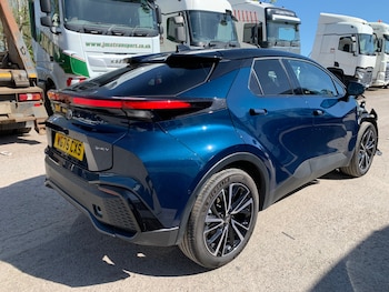 Used Toyota C-HR 2025 for sale - 78341796: Photo