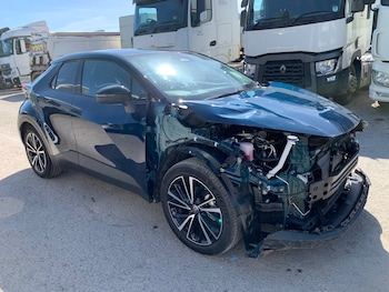 Used Toyota C-HR 2025 for sale - 78341796: Photo