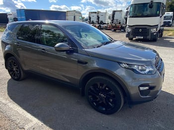 Used Land Rover Discovery Sport 2016 for sale - 79859299: Photo