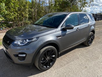 Used Land Rover Discovery Sport 2016 for sale - 79859299: Photo