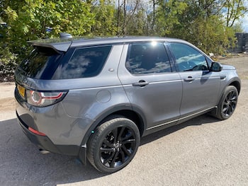 Used Land Rover Discovery Sport 2016 for sale - 79859299: Photo