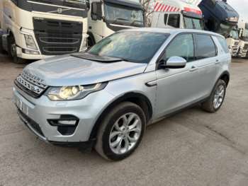 Used Land Rover Discovery Sport 2018 for sale - 74067729: Photo