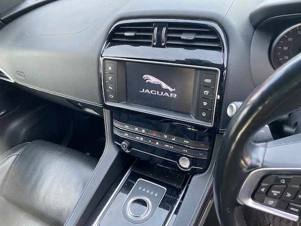 Used Jaguar F-Pace 2017 for sale - 73009541: Photo 7