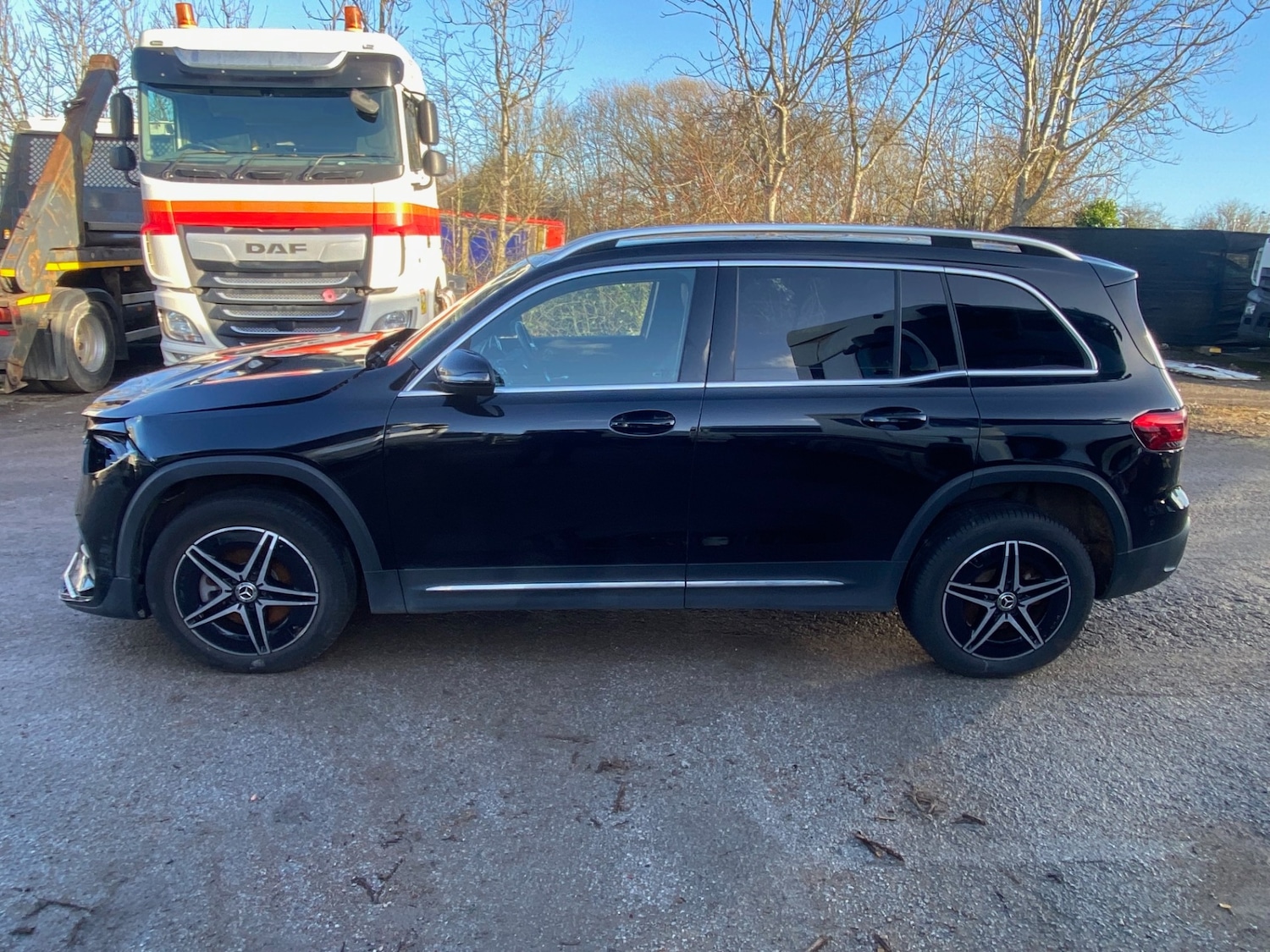 Used Mercedes-Benz EQB 2023 for sale - 76893331: Photo 4