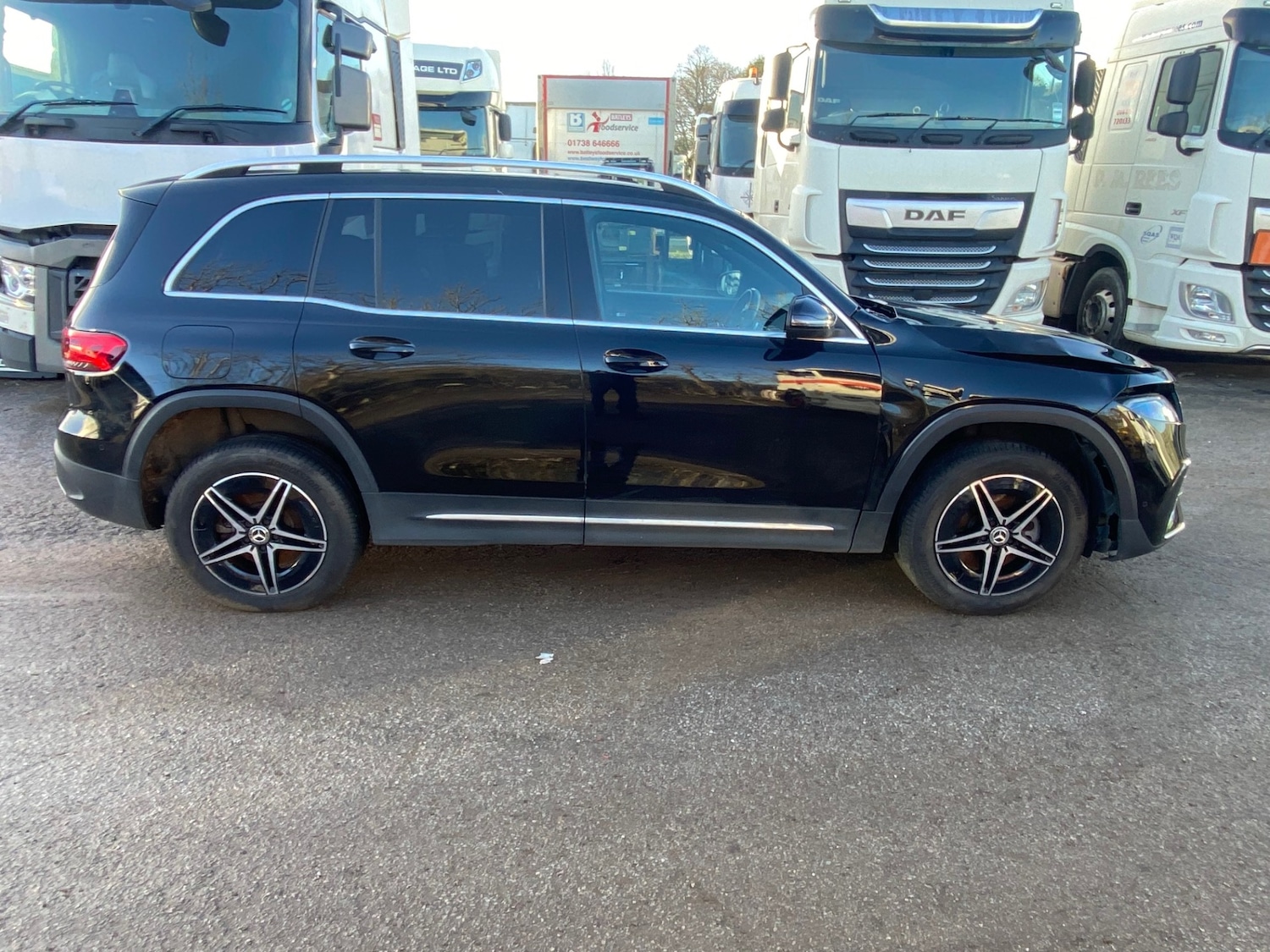 Used Mercedes-Benz EQB 2023 for sale - 76893331: Photo 5