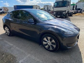 Used Tesla Model Y 2023 for sale - 79606850: Photo
