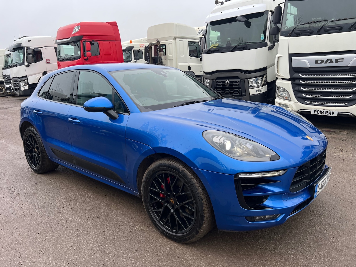 Used Porsche Macan 2016 for sale - 77127689: Photo 1