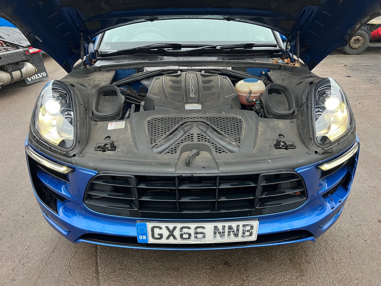 Used Porsche Macan 2016 for sale - 77127689: Photo 17