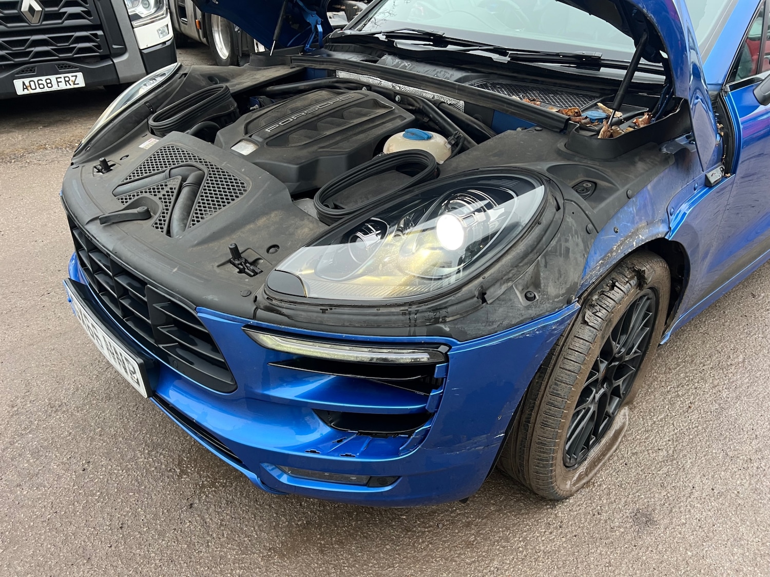 Used Porsche Macan 2016 for sale - 77127689: Photo 19