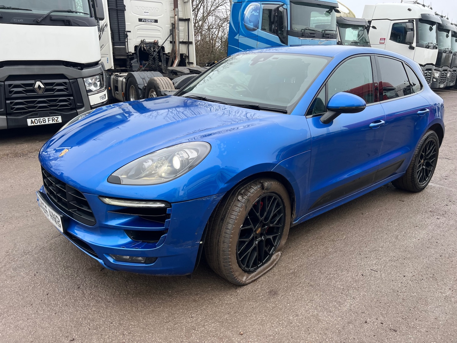 Used Porsche Macan 2016 for sale - 77127689: Photo 2