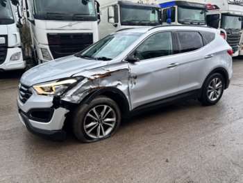 Used Hyundai Santa Fe 2015 for sale - 73520865: Photo