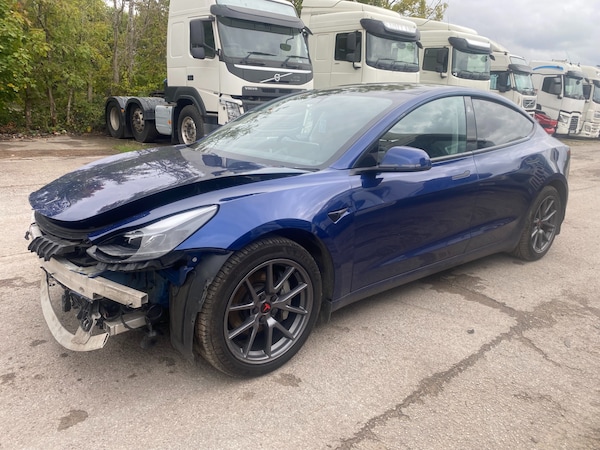 Used Tesla Model 3 2021 for sale - 76047694: Photo 5