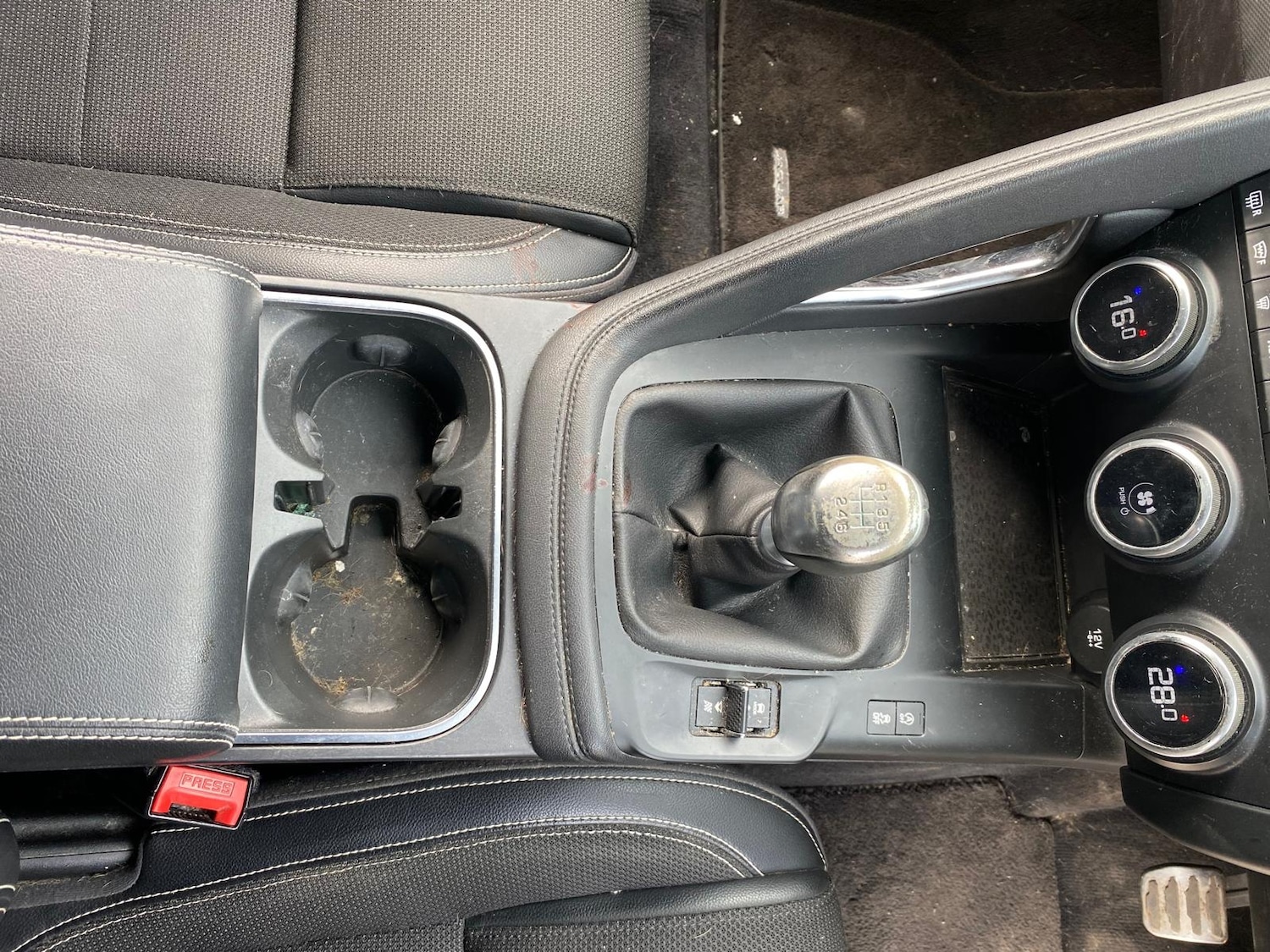 Used Jaguar E-Pace 2019 for sale - 77984929: Photo 14