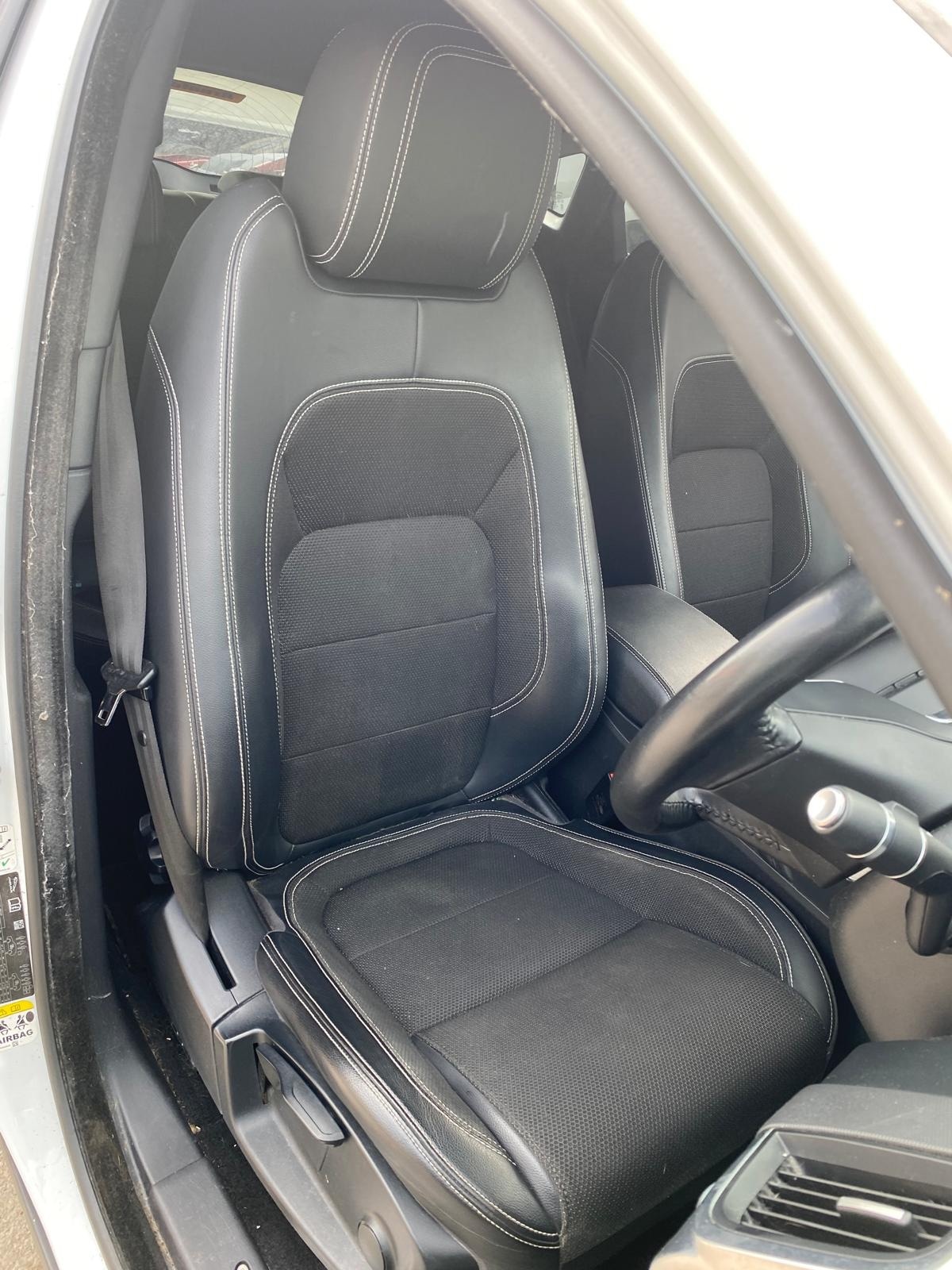 Used Jaguar E-Pace 2019 for sale - 77984929: Photo 17