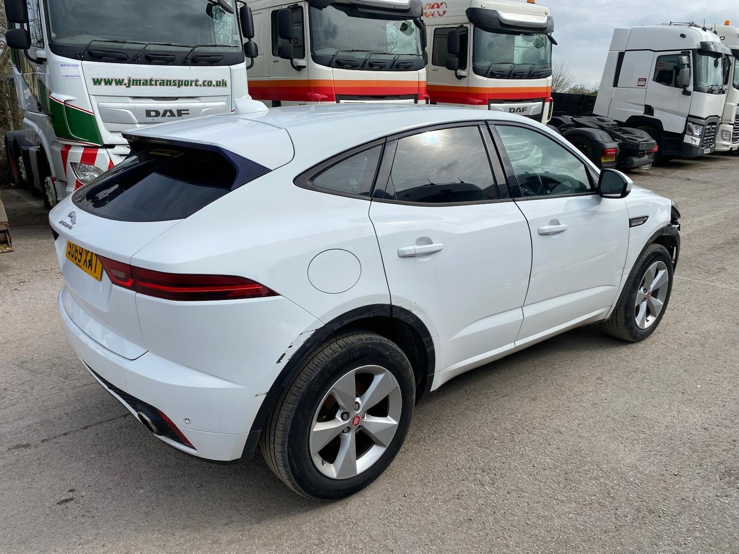 Used Jaguar E-Pace 2019 for sale - 77984929: Photo 2