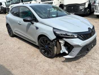 Used Renault Clio 2024 for sale - 74825936: Photo