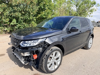 Used Land Rover Discovery Sport 2023 for sale - 79367641: Photo