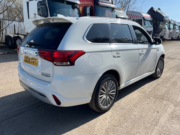 Used Mitsubishi Outlander 2019 for sale - 74139037: Photo 1