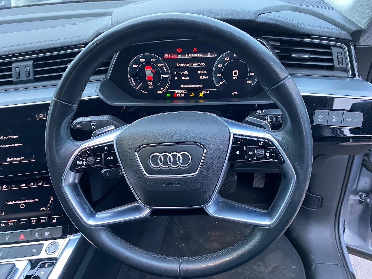 Used Audi e-tron 2021 for sale - 77354079: Photo 10