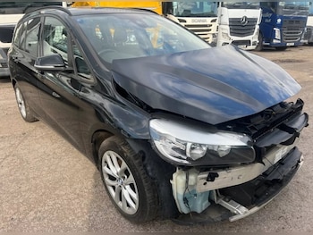 Used BMW 2 Series 2018 for sale - 76127650: Photo