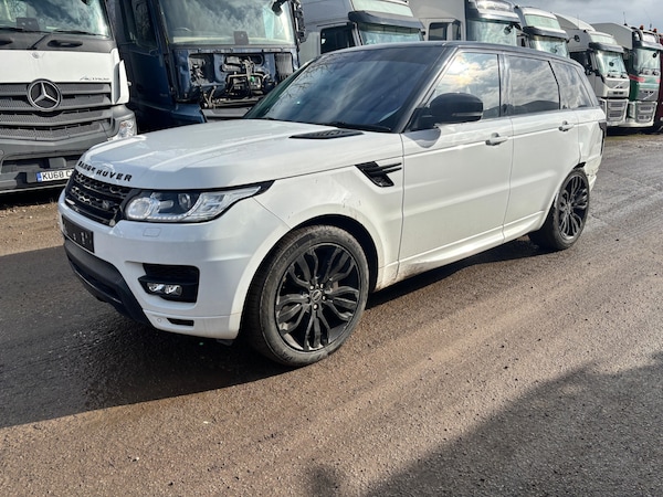 Used Land Rover Range Rover Sport 2016 for sale - 73791813: Photo 3