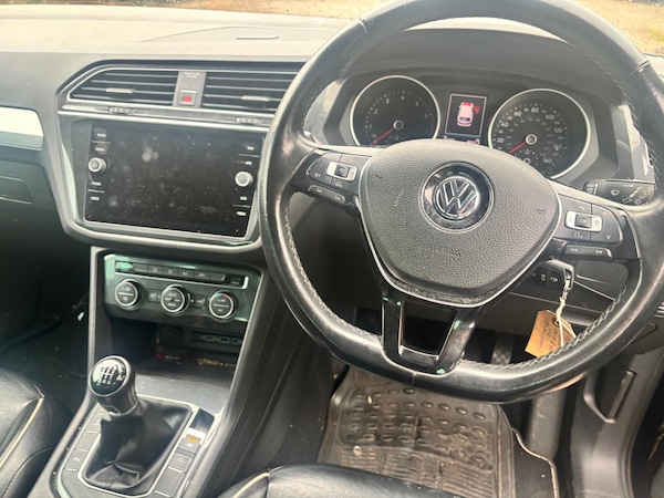 Used Volkswagen Tiguan 2018 for sale - 75556351: Photo 6