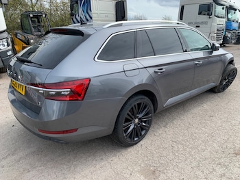 Used Skoda Superb 2023 for sale - 78237727: Photo