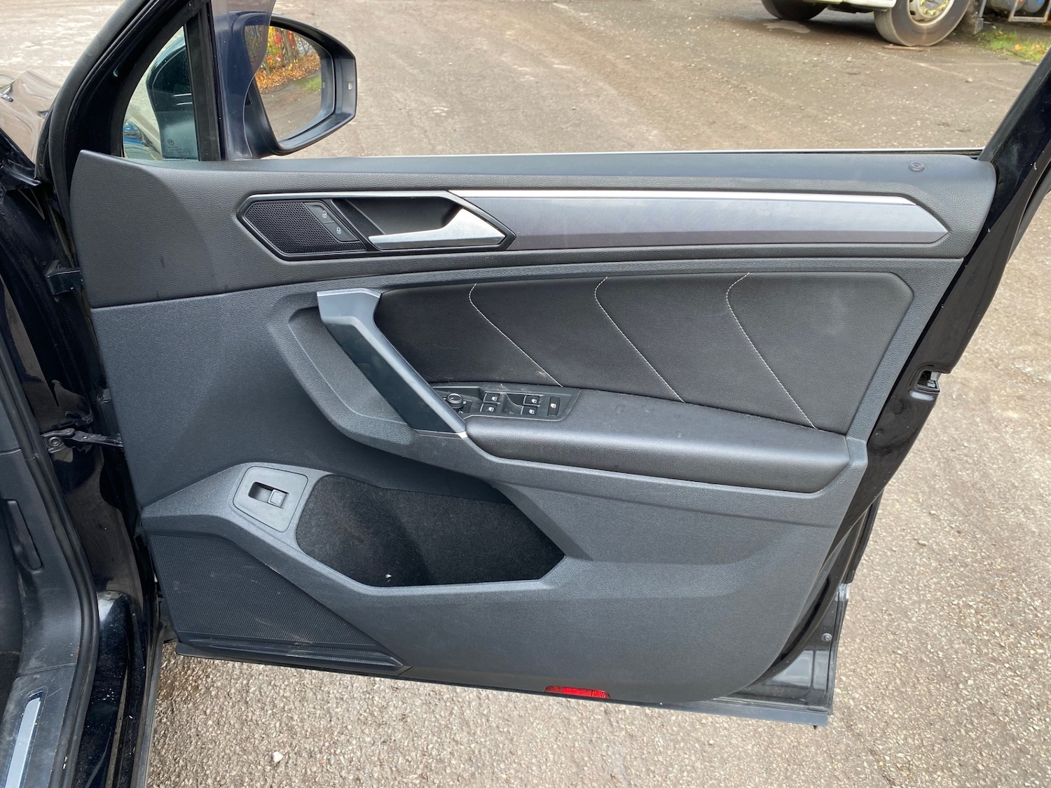 Used Volkswagen Tiguan 2017 for sale - 76352281: Photo 19