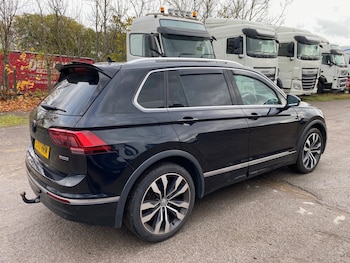Used Volkswagen Tiguan 2017 for sale - 76352281: Photo