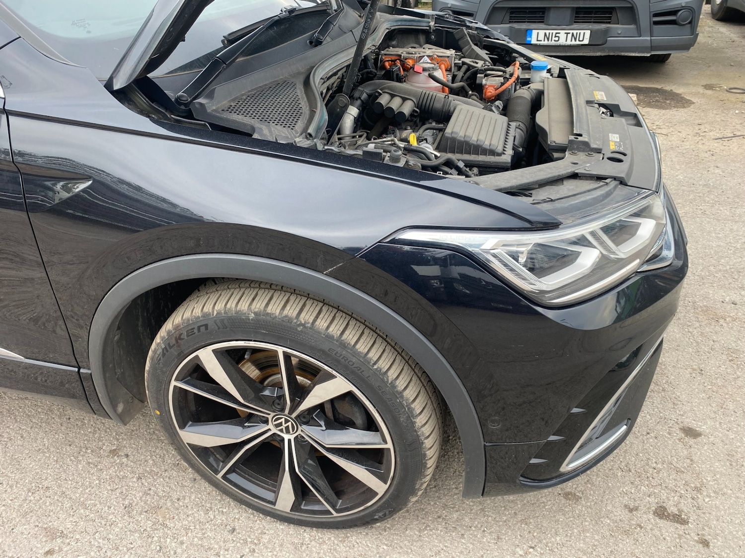 Used Volkswagen Tiguan 2023 for sale - 76121229: Photo 11